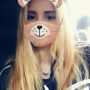 Meet your Posher, Lauren